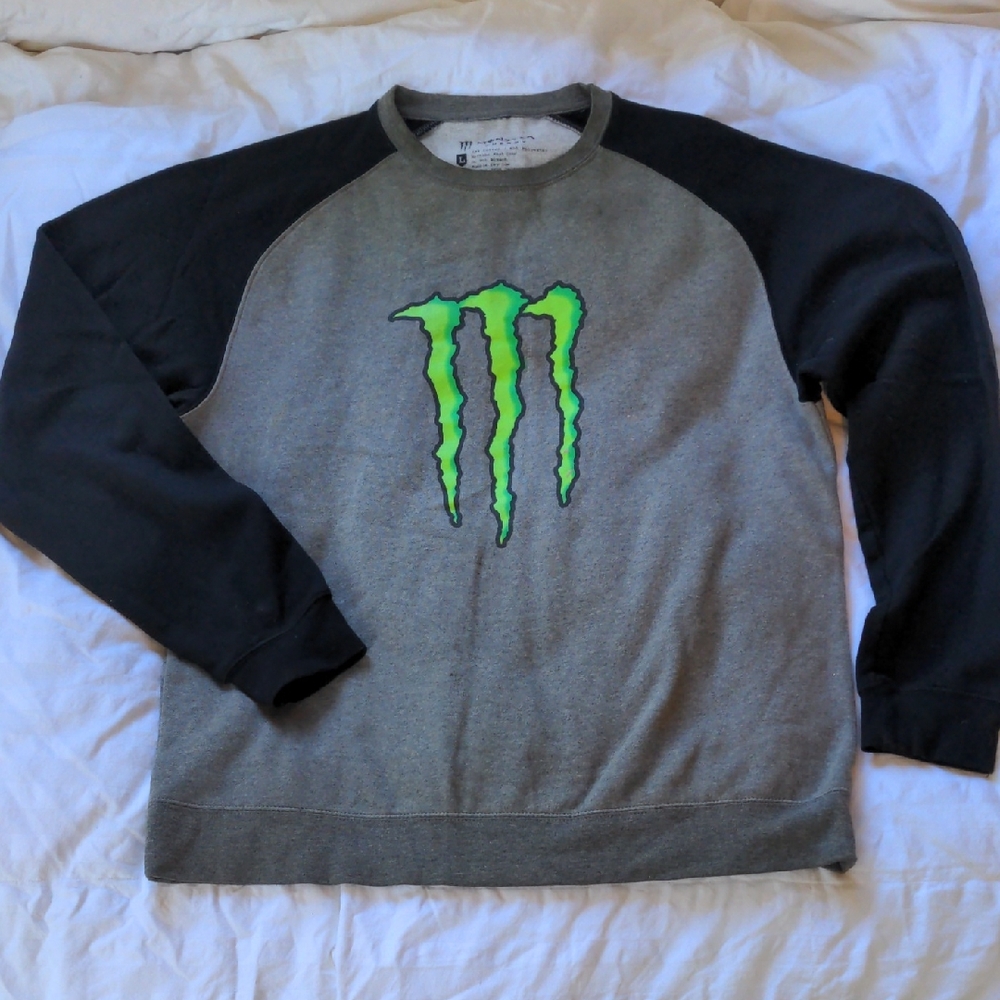 Monster Energy Pullover